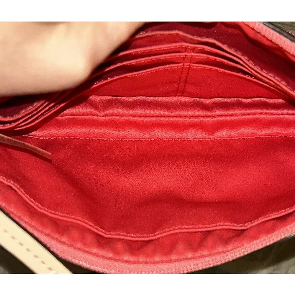 Coach Signature Dream C GoGo Wristlet F5590 - Picture 8 of 9